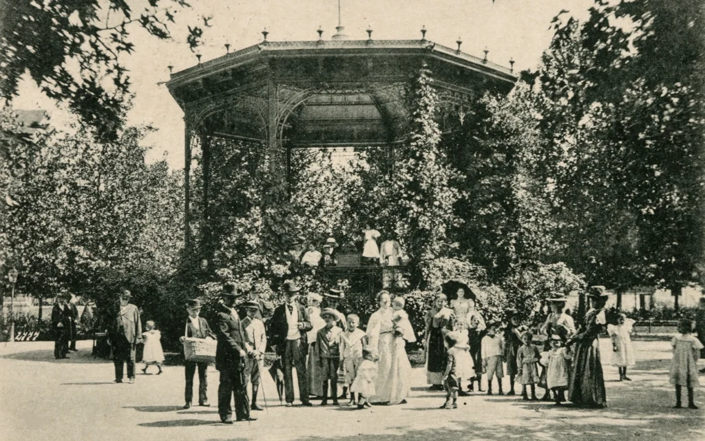 Zrinjevac-paviljon2